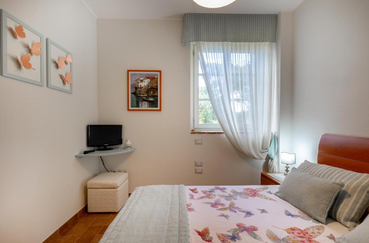 Altra Meta B&B Губбио Экстерьер фото
