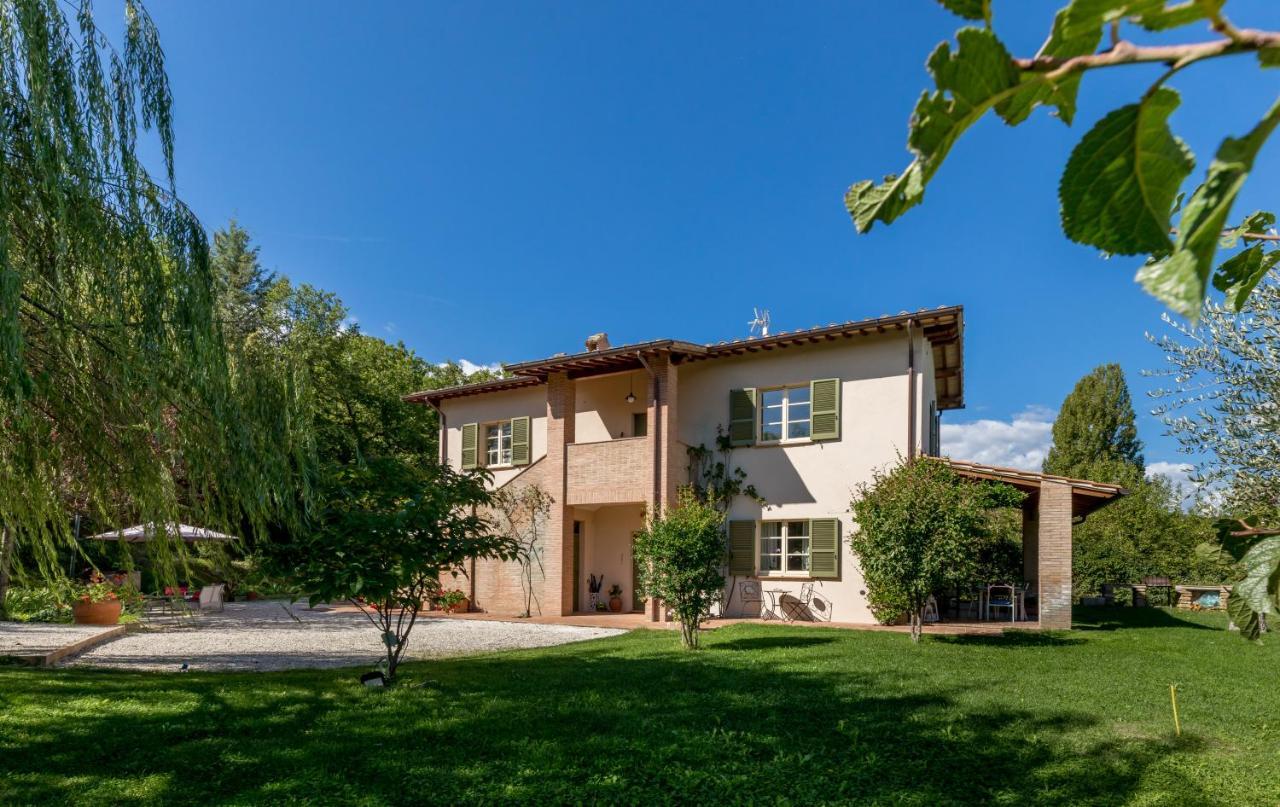 Altra Meta B&B Губбио Экстерьер фото