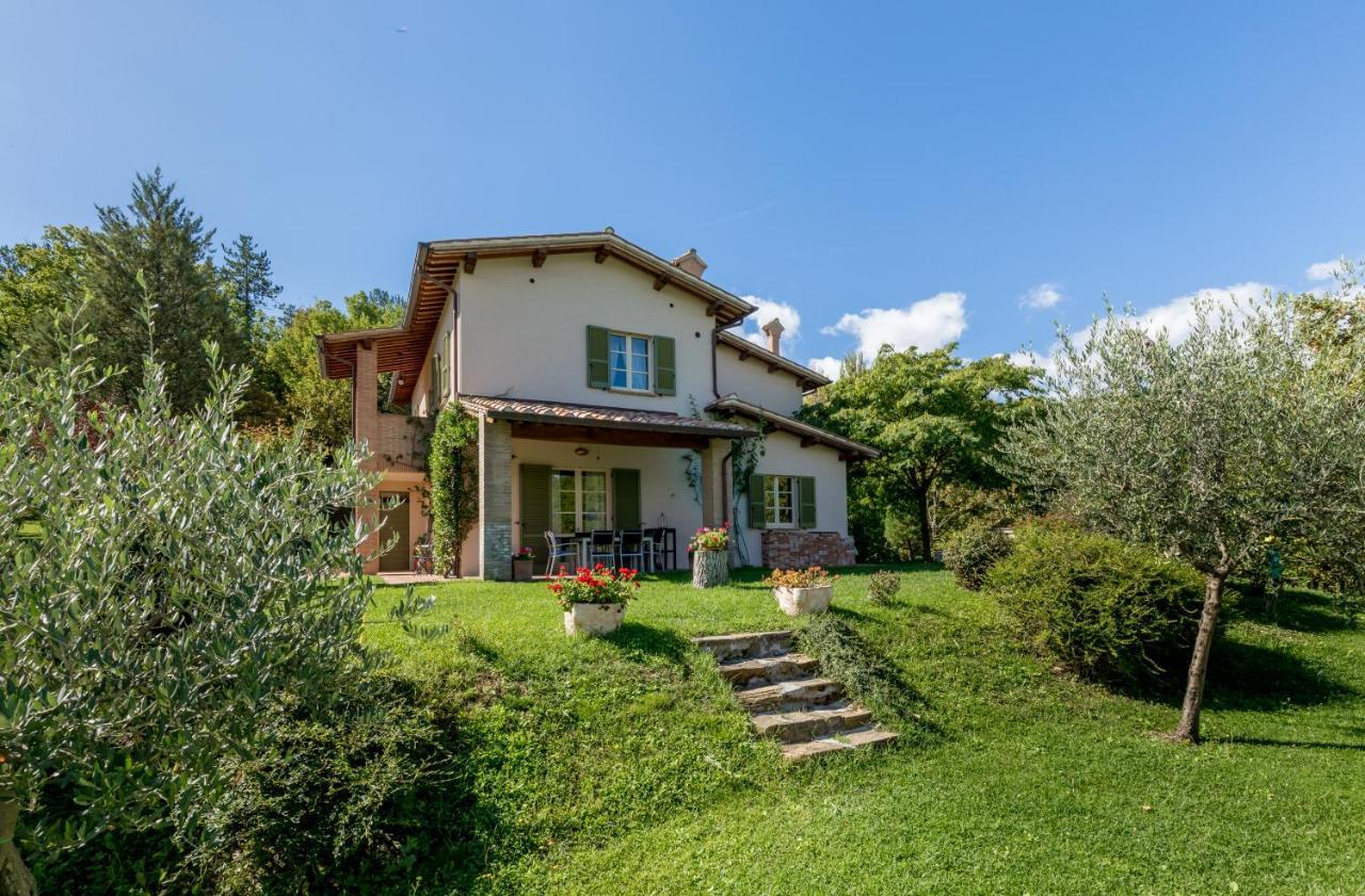 Altra Meta B&B Губбио Экстерьер фото
